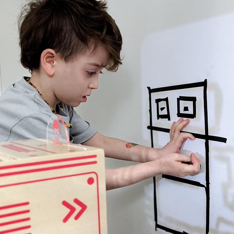 מקרן גרפיטייפ ערכת יצירה מדבקות קיר Kipod