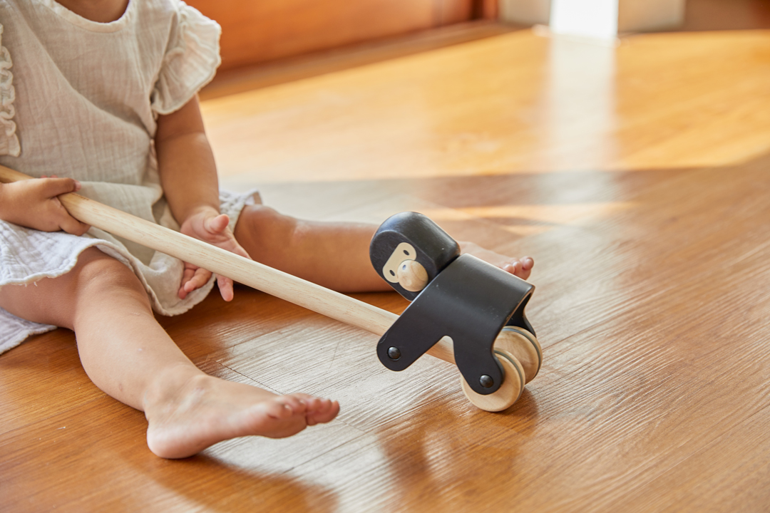 הגורילה המטפסת Plan Toys