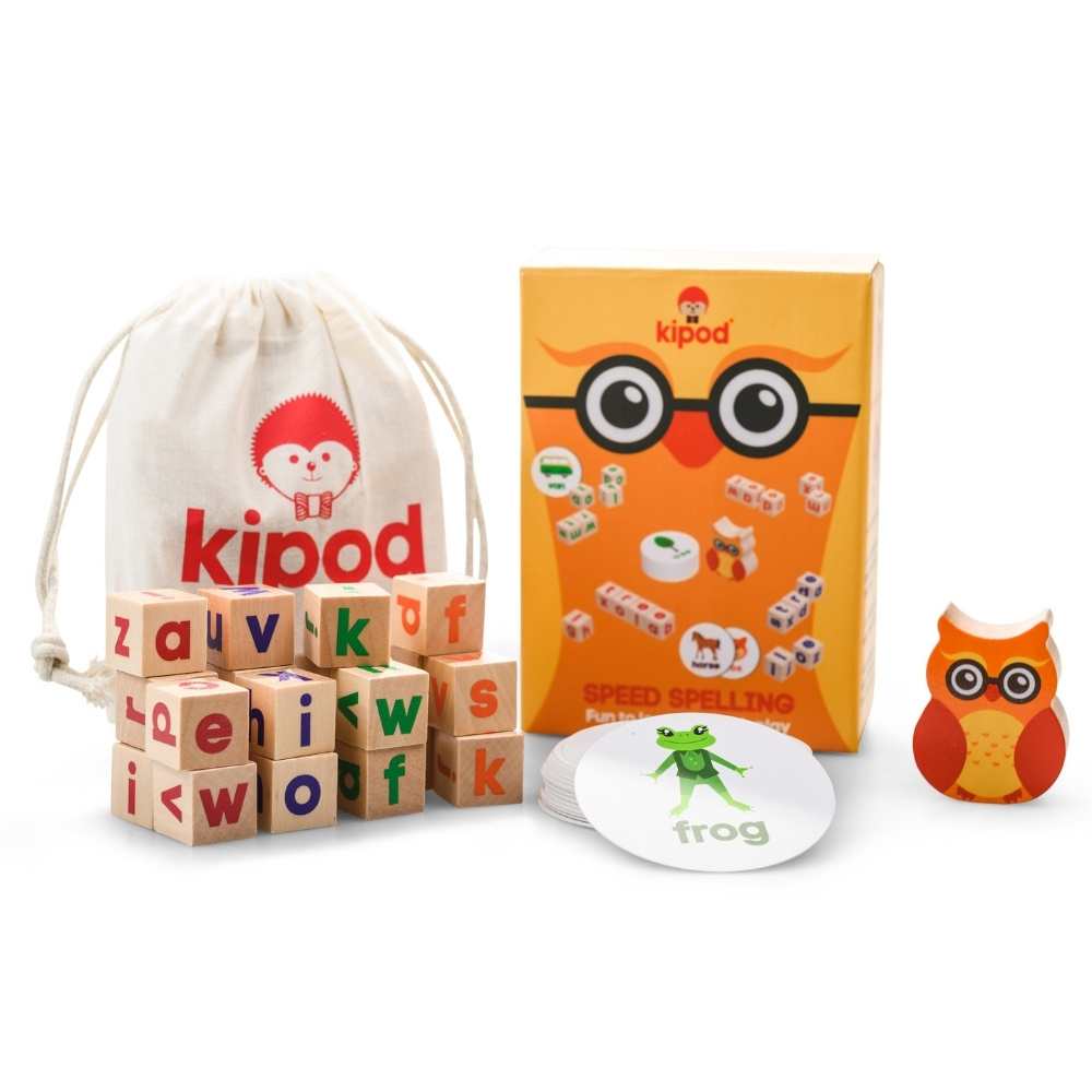 משחק לימודי אותיות באנגלית בקוביות מעץ Kipod