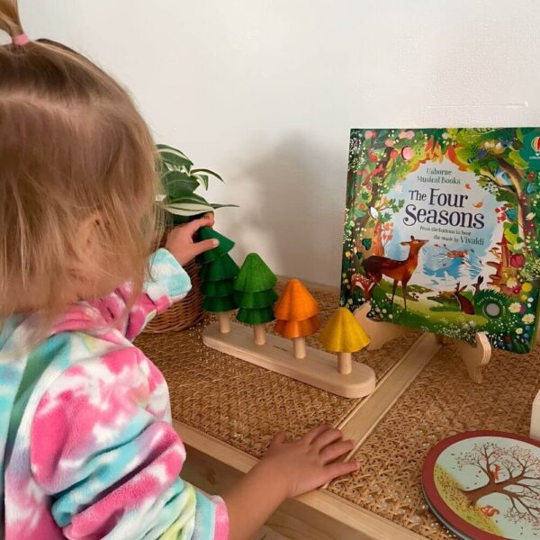 משחק ספירה ומיון מעץ עצים Plan Toys
