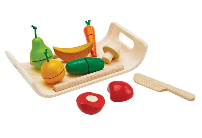 סט פירות וירקות מעץ עם מגש Plan Toys