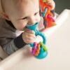 נשכן חישוקים כתום בוואקום Fat Brain Toys