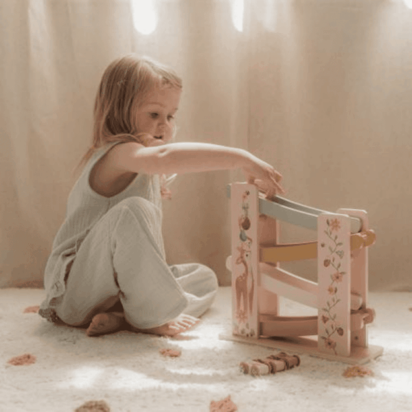 מדרון מכוניות עץ מאויר פיות Little Dutch