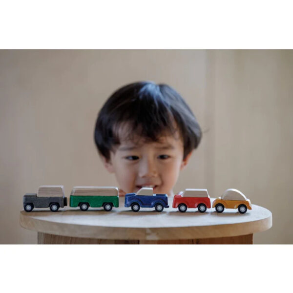 מכונית קטנה אפורה מעץ Plan Toys