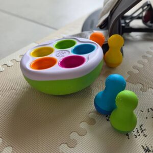 ספיני פינס - Fat Brain Fat Brain Toys