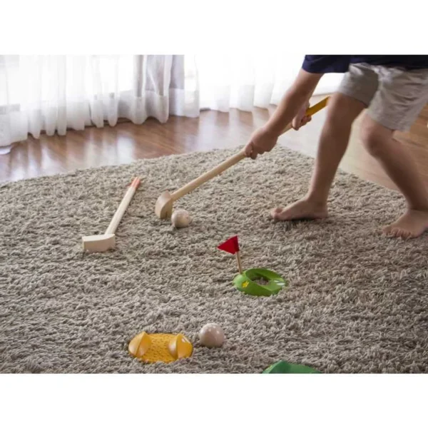 משחק מיני גולף מעץ Plan Toys