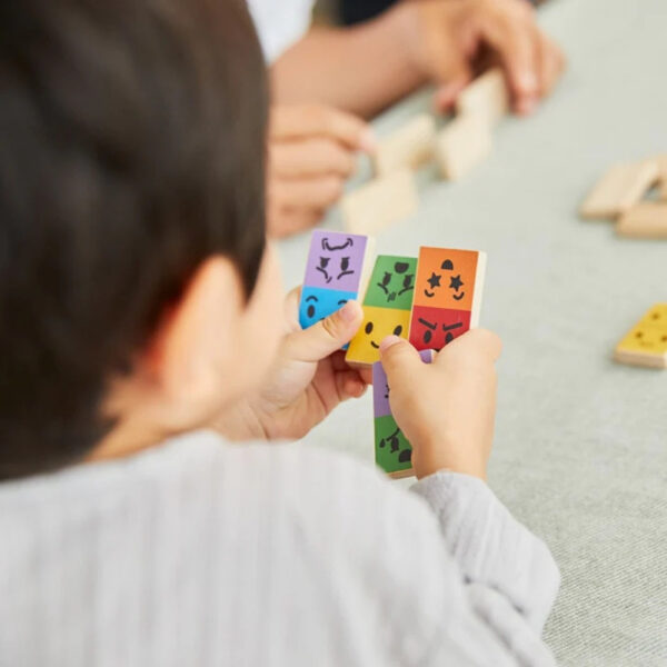 דומינו עץ - רגשות Plan Toys