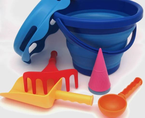 ערכת 7 באחד לחוף הים כחול CompacToys