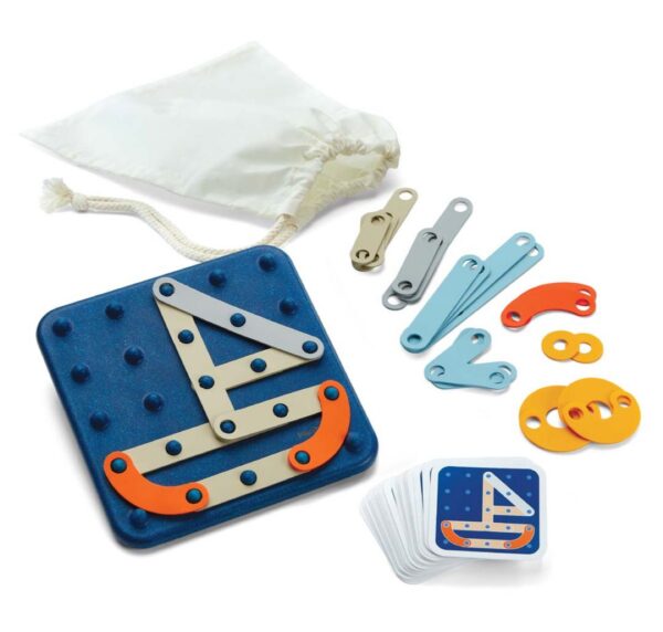 הרכבה יצירתית על לוח Plan Toys