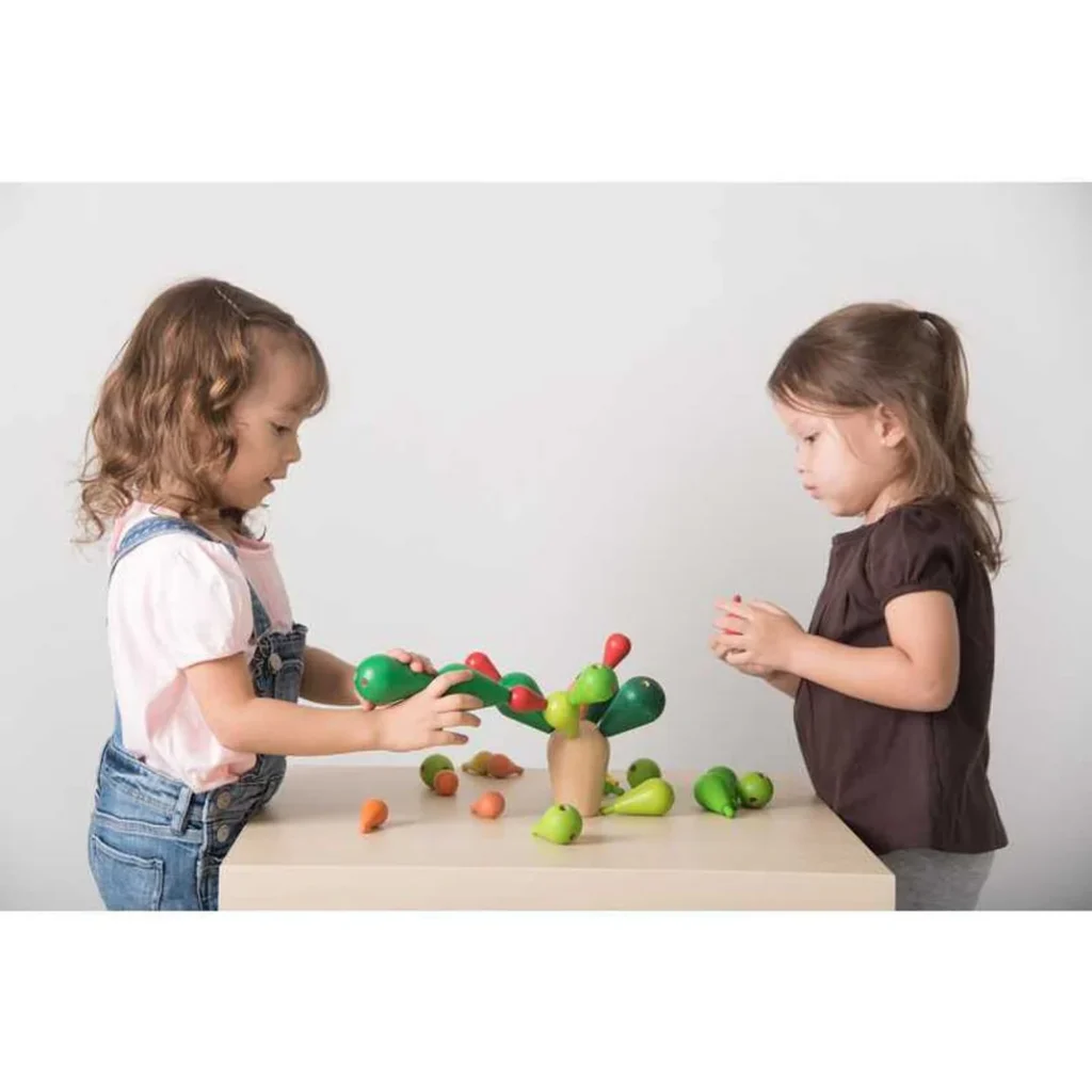 משחק מאזנים את הקקטוס Plan Toys