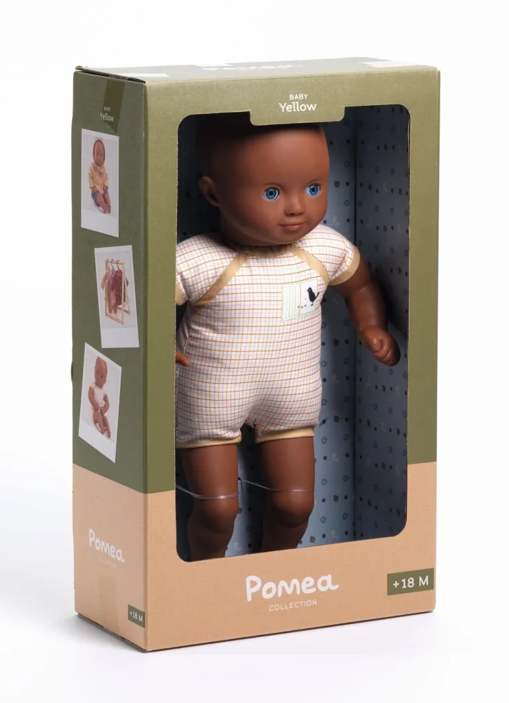 בובה כהה עם עיניים כחולות מסדרת פומיאה Djeco