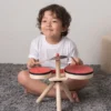 כלי נגינה - מערכת תופים מעץ Plan Toys
